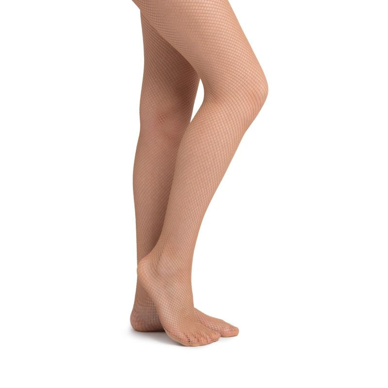 Seitenansicht von der Taille abwärts einer Person auf Zehenspitzen in Rumpf 113 Netzstrumpfhose, Light Toast, vor einem weißen Hintergrund.